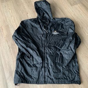 Men’s Guinness nylon jacket.